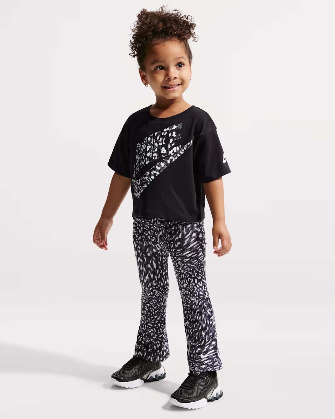 Nike Leopard Logo Tee - Image 4